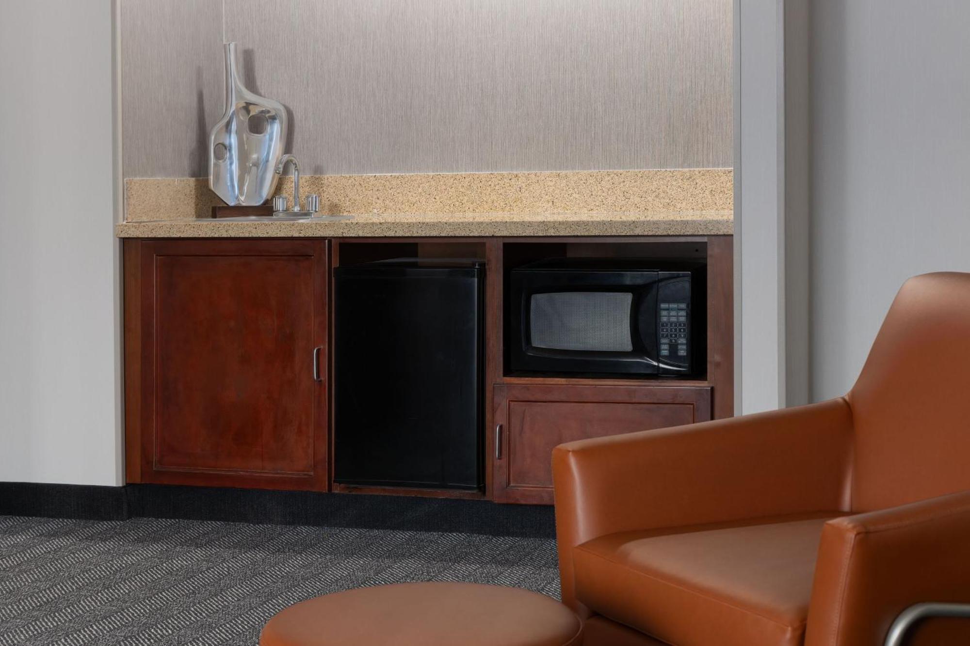 Hotel Courtyard By Marriott Ontario Rancho Cucamonga Esterno foto