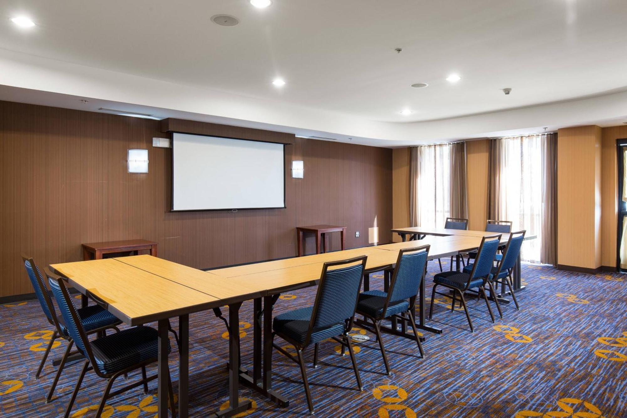 Hotel Courtyard By Marriott Ontario Rancho Cucamonga Esterno foto