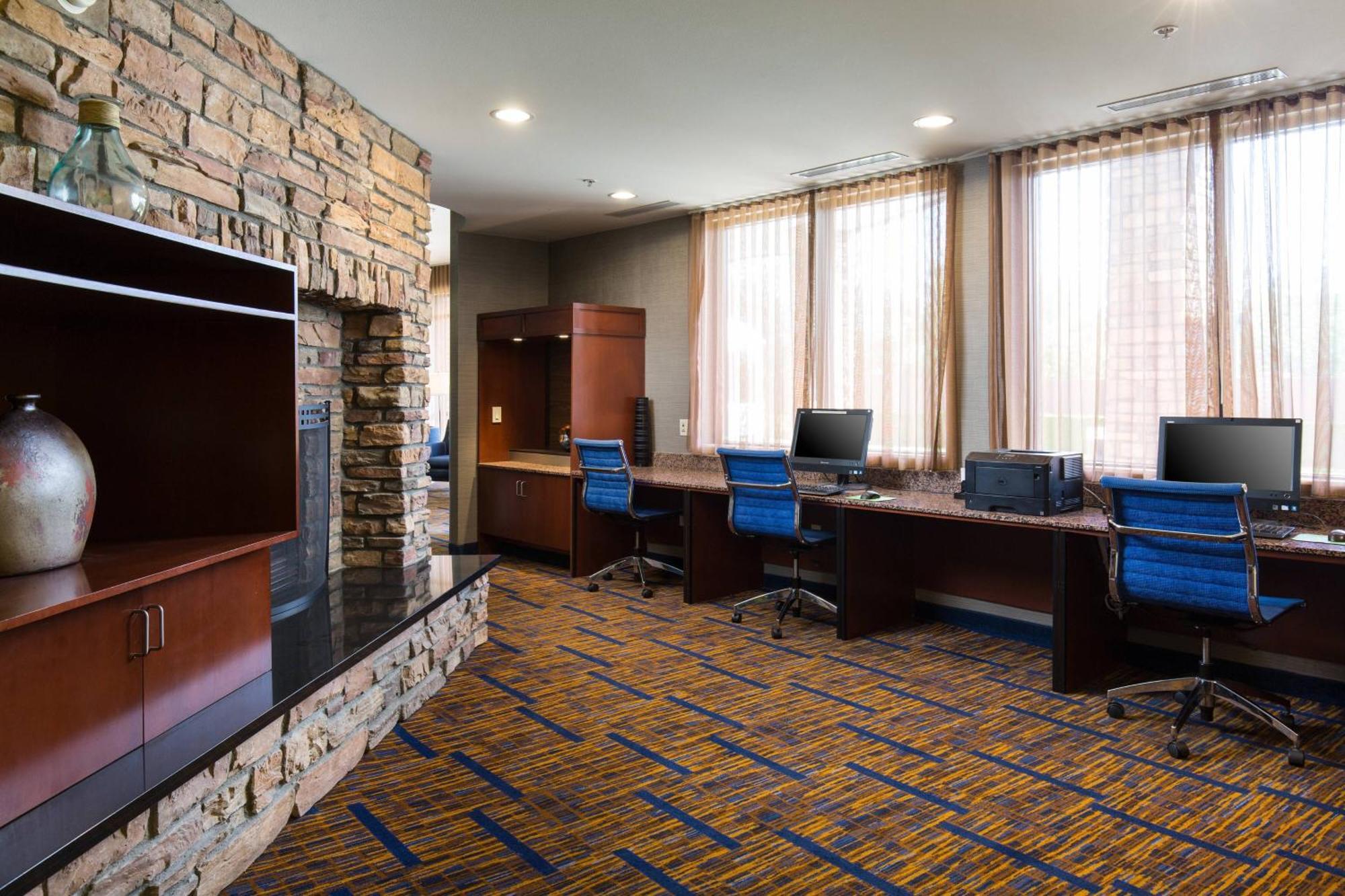 Hotel Courtyard By Marriott Ontario Rancho Cucamonga Esterno foto