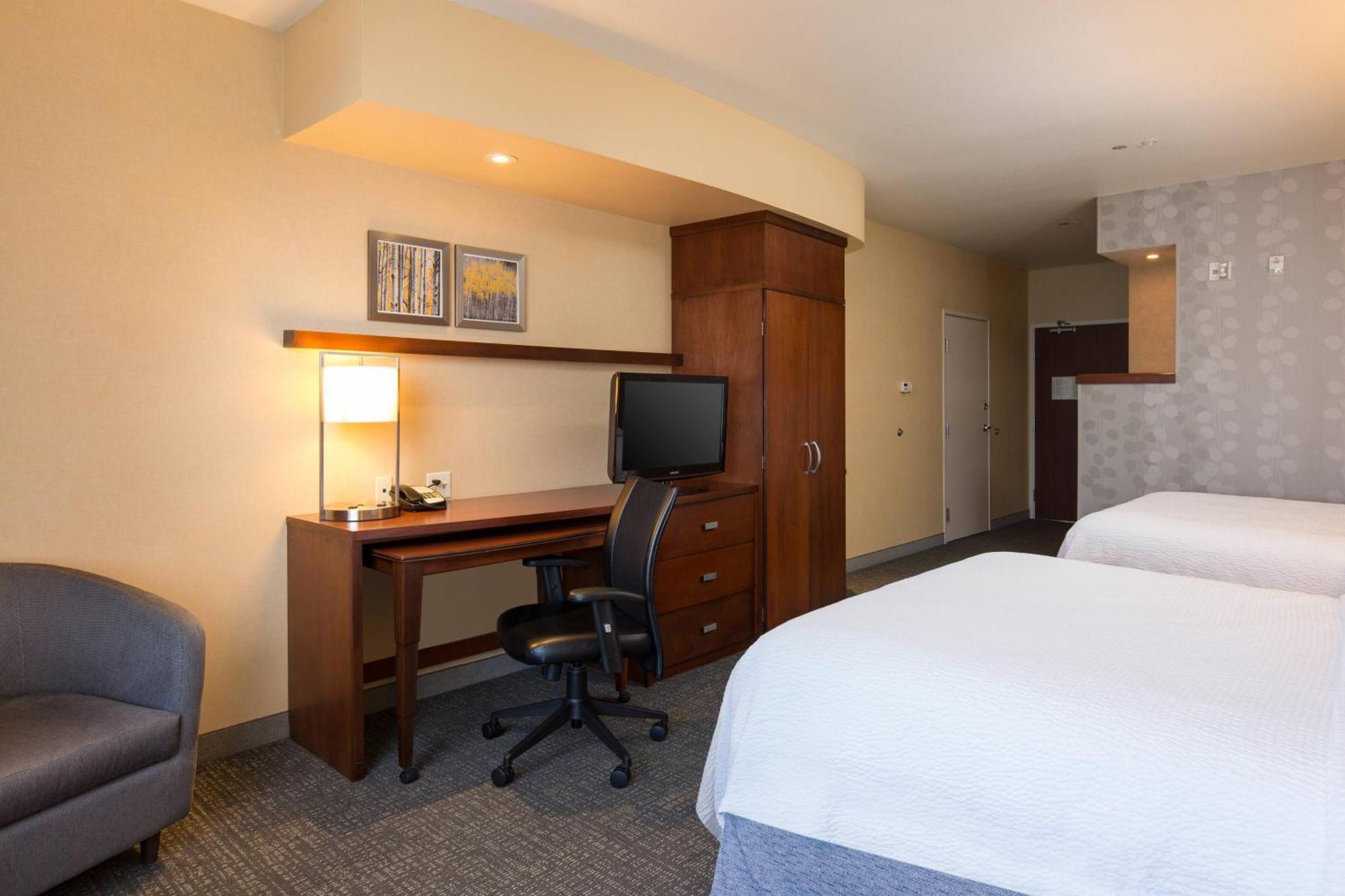 Hotel Courtyard By Marriott Ontario Rancho Cucamonga Esterno foto