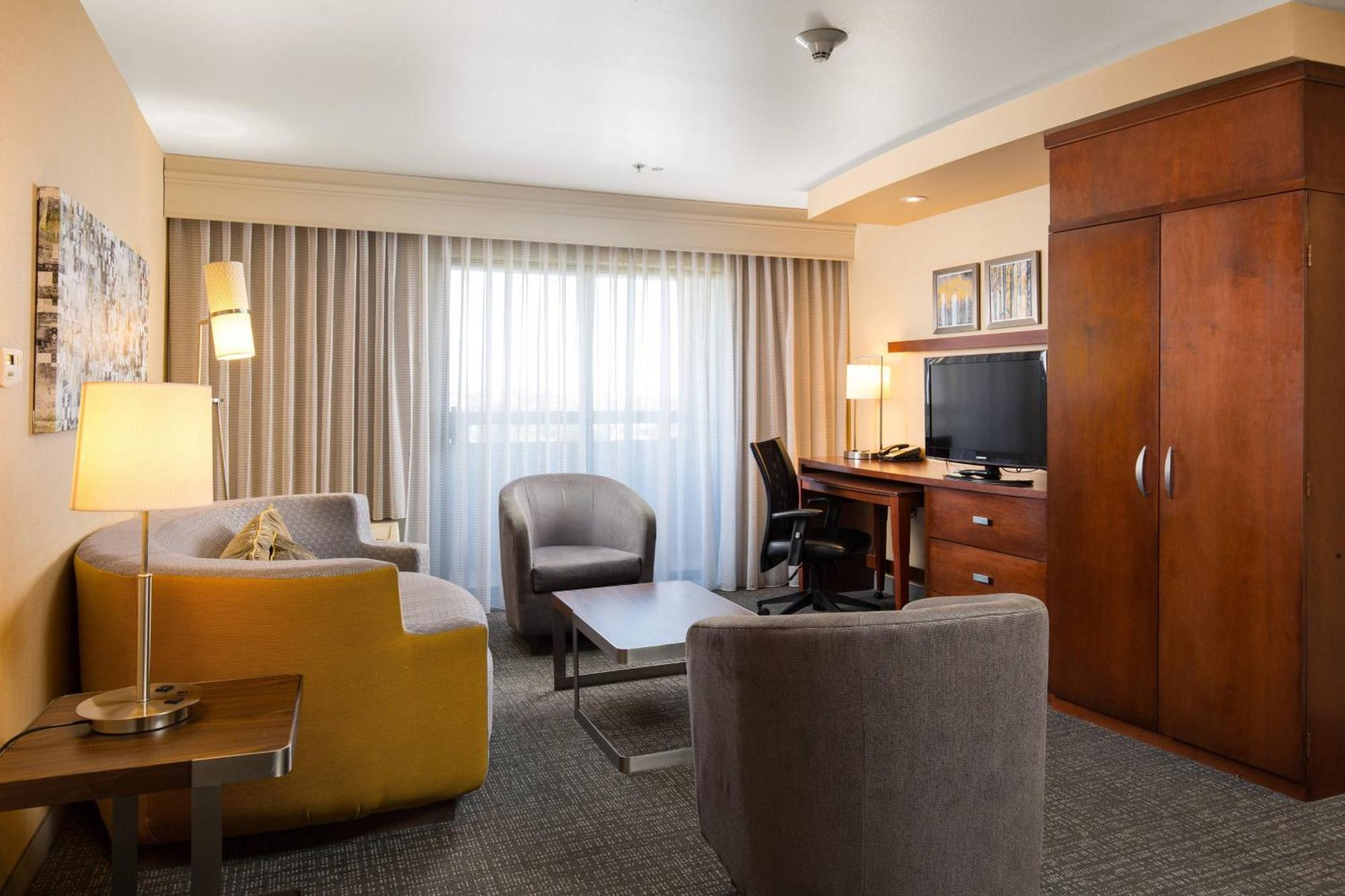 Hotel Courtyard By Marriott Ontario Rancho Cucamonga Esterno foto