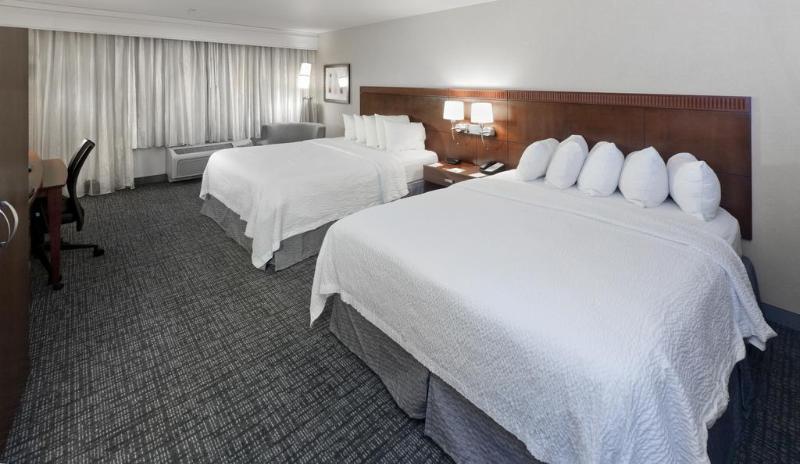 Hotel Courtyard By Marriott Ontario Rancho Cucamonga Esterno foto
